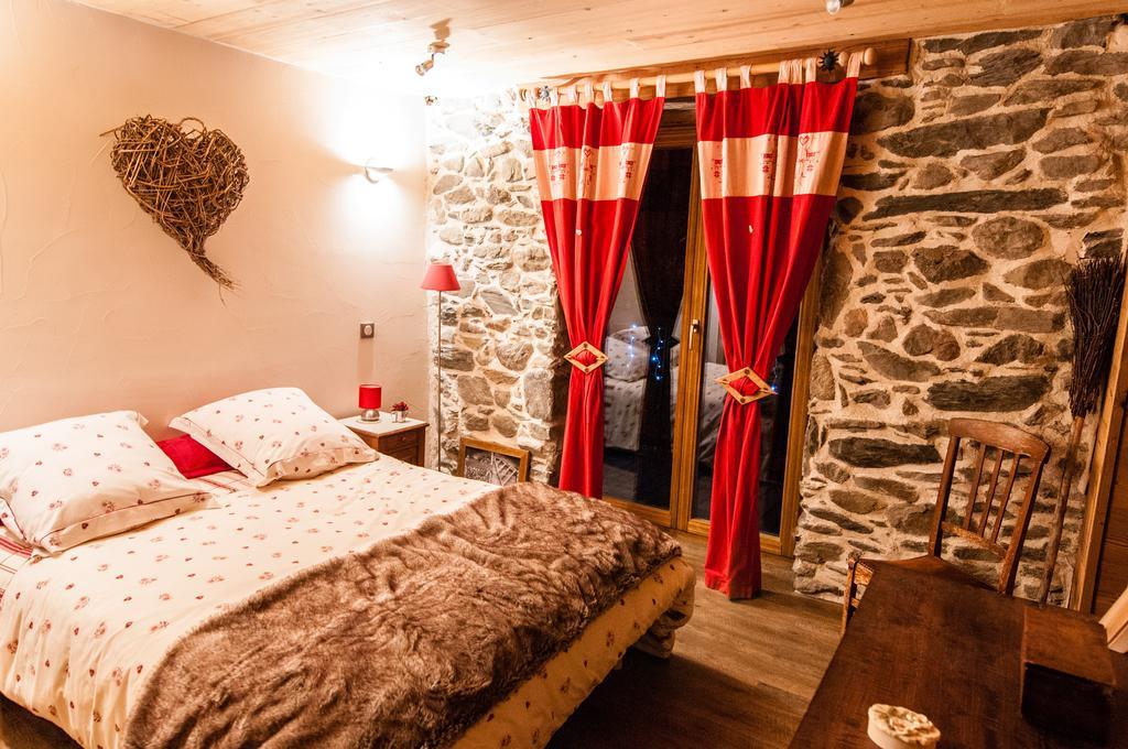 Le Chalet De Thalie Bed & Breakfast Bourg-Saint-Maurice Room photo