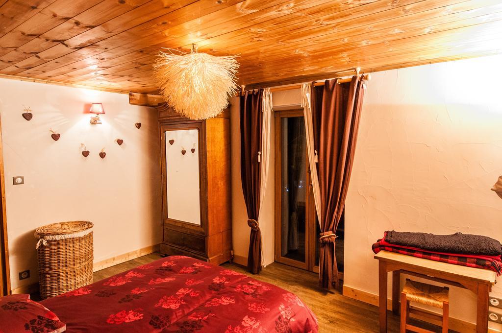 Le Chalet De Thalie Bed & Breakfast Bourg-Saint-Maurice Room photo